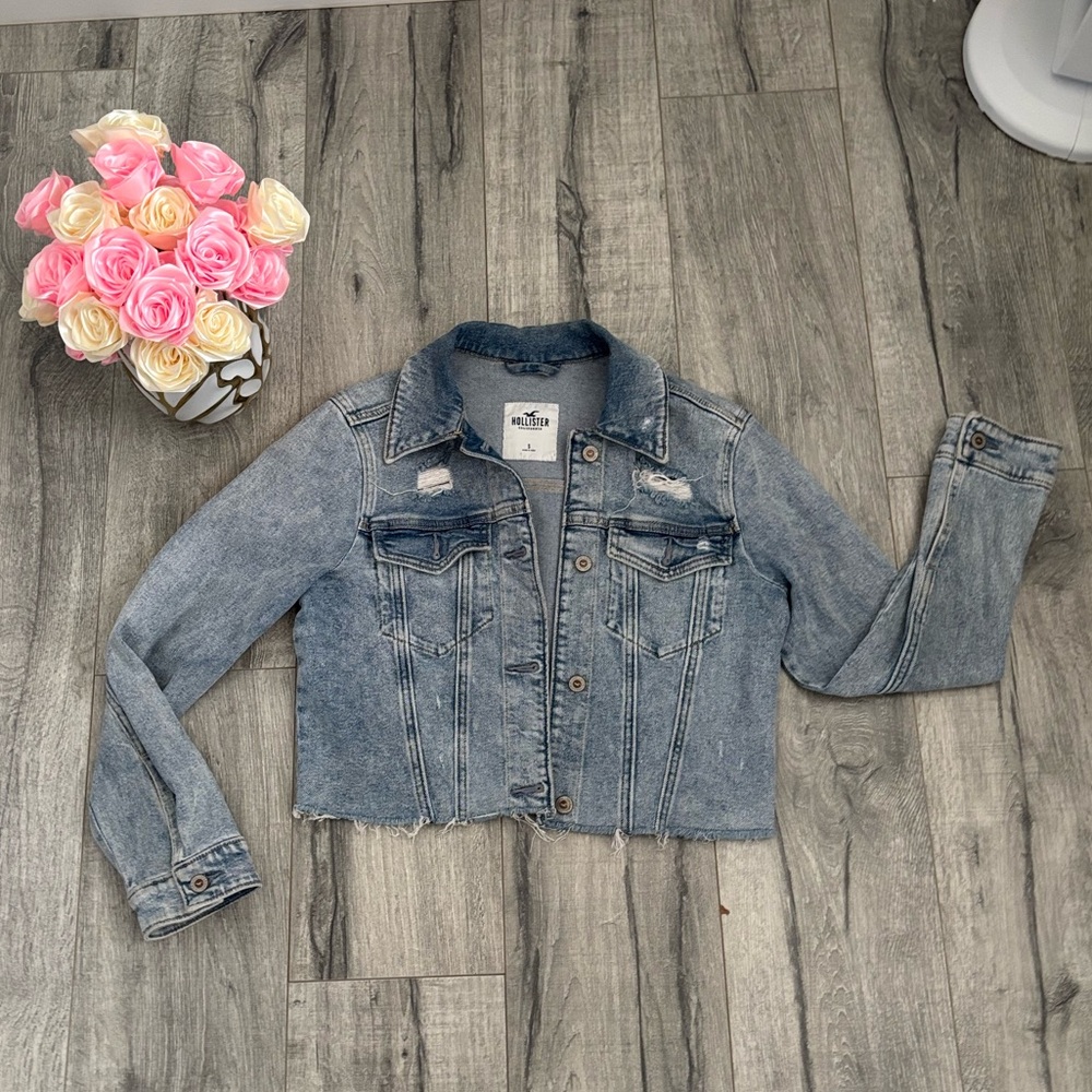 hollister jacket 🎀